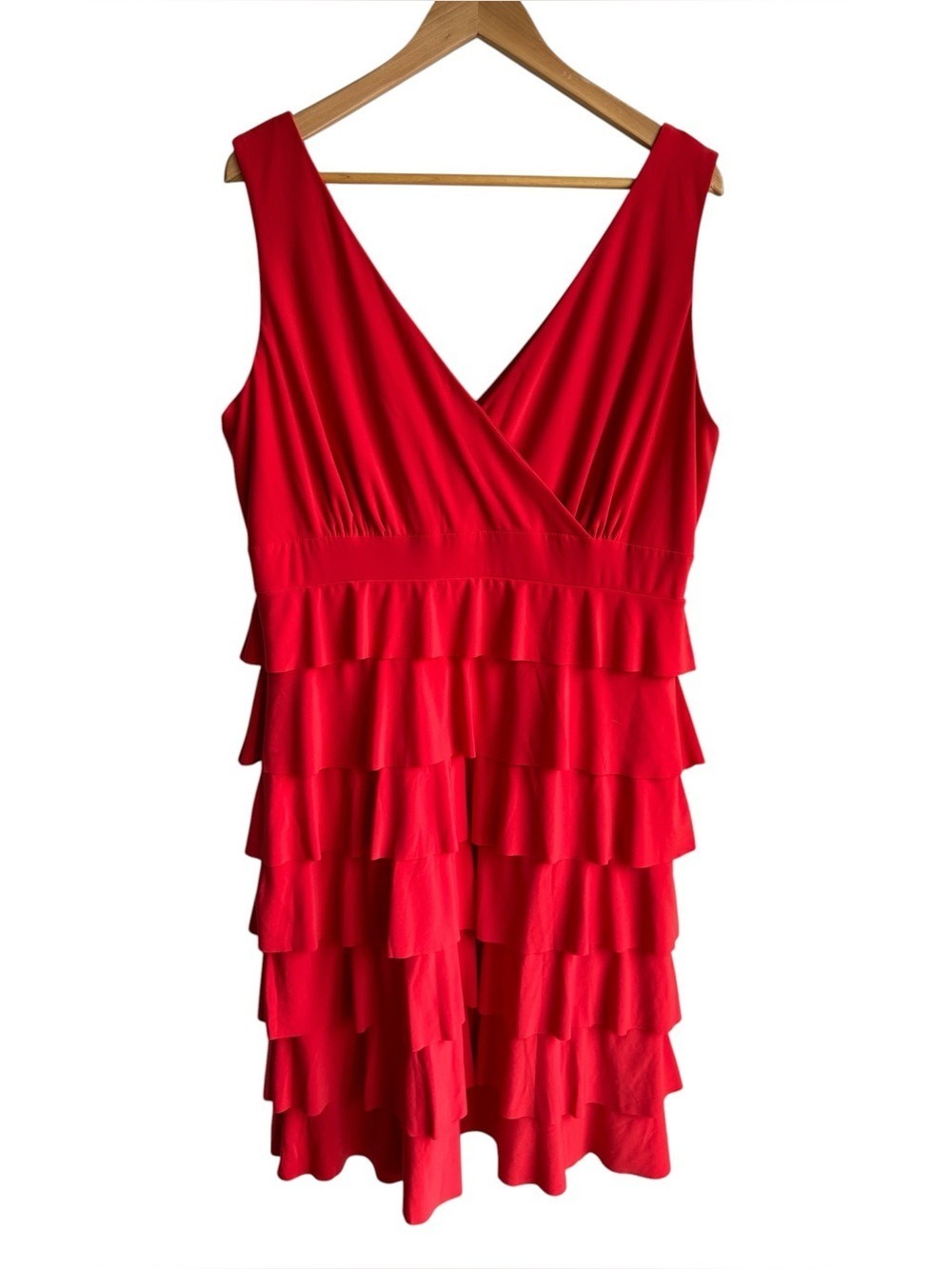 Frank Lyman Tiered Stretch Cocktail Dress Sz 18 Bold Red Sleeveless Sexy Capsule